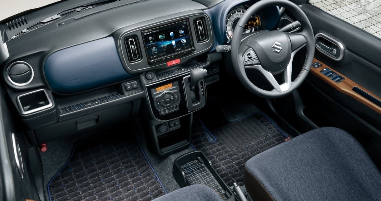 Maruti Alto interior cabin