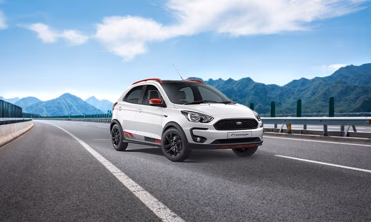 Ford Freestyle front view